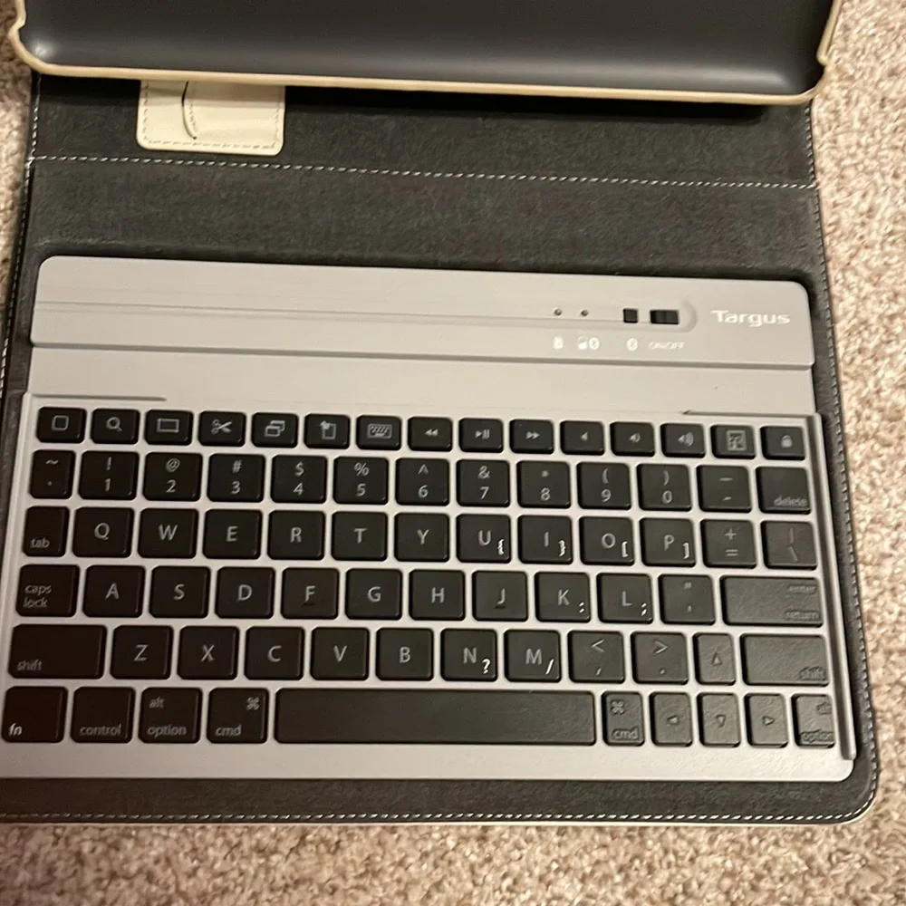 Targus keyboard gentle used.